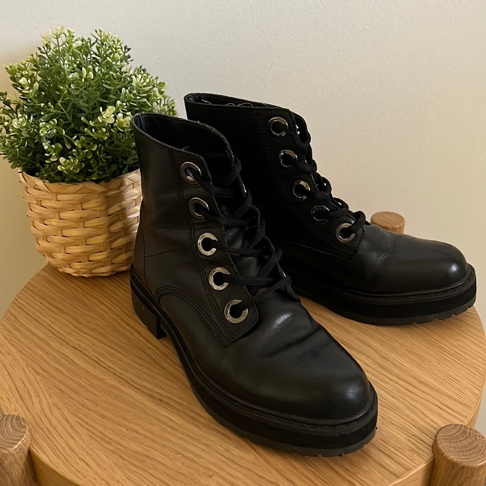 H&M Ankle boots Lace-up ankle boots